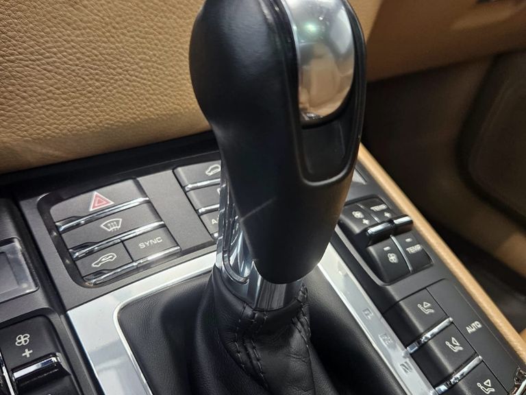 Porsche Macan 2.0 Turbo