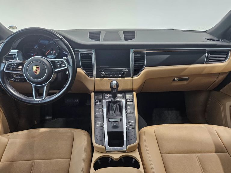 Porsche Macan 2.0 Turbo