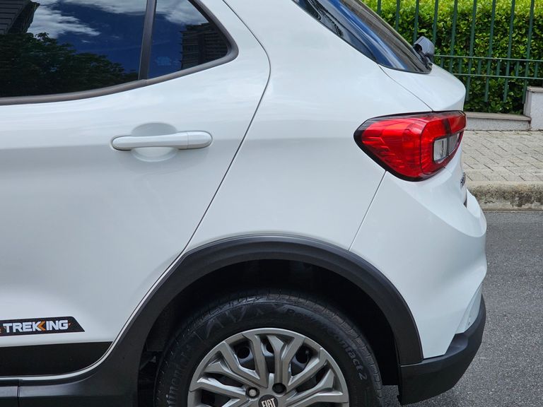 Fiat ARGO TREKKING 1.3 8V Flex