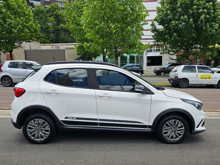Fiat ARGO TREKKING 1.3 8V Flex