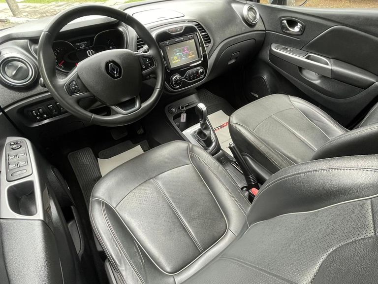 Renault CAPTUR Intense Bose 1.6 16V Flex 5p Aut.