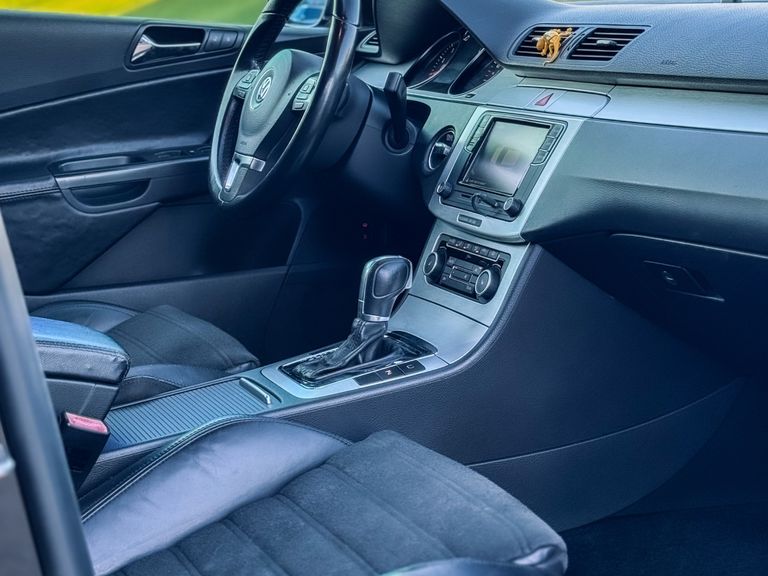 VolksWagen Passat Variant 3.2 V6 FSI 24V 250cv Tip.