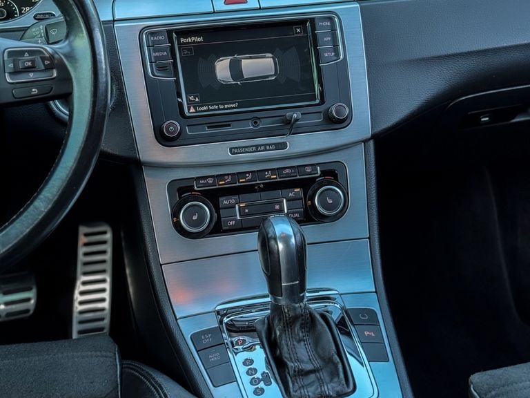 VolksWagen Passat Variant 3.2 V6 FSI 24V 250cv Tip.