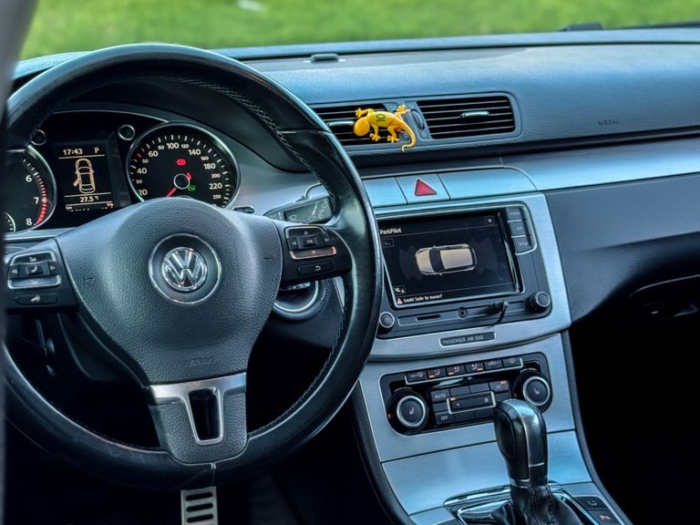 VolksWagen Passat Variant 3.2 V6 FSI 24V 250cv Tip.