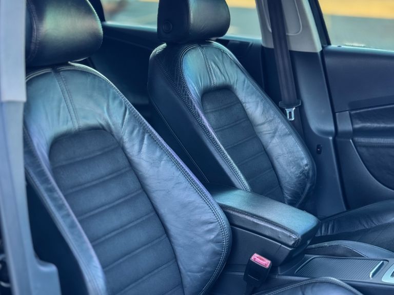 VolksWagen Passat Variant 3.2 V6 FSI 24V 250cv Tip.