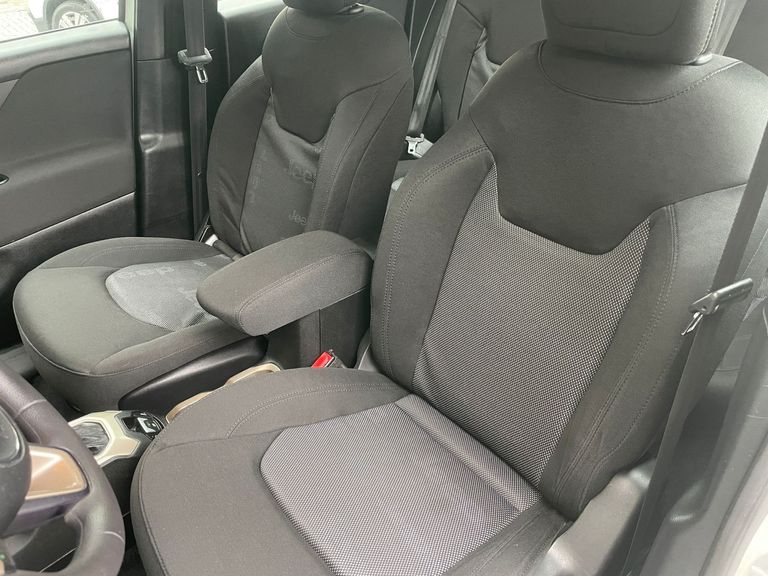 Jeep Renegade Sport 1.8 4x2 Flex 16V Aut.