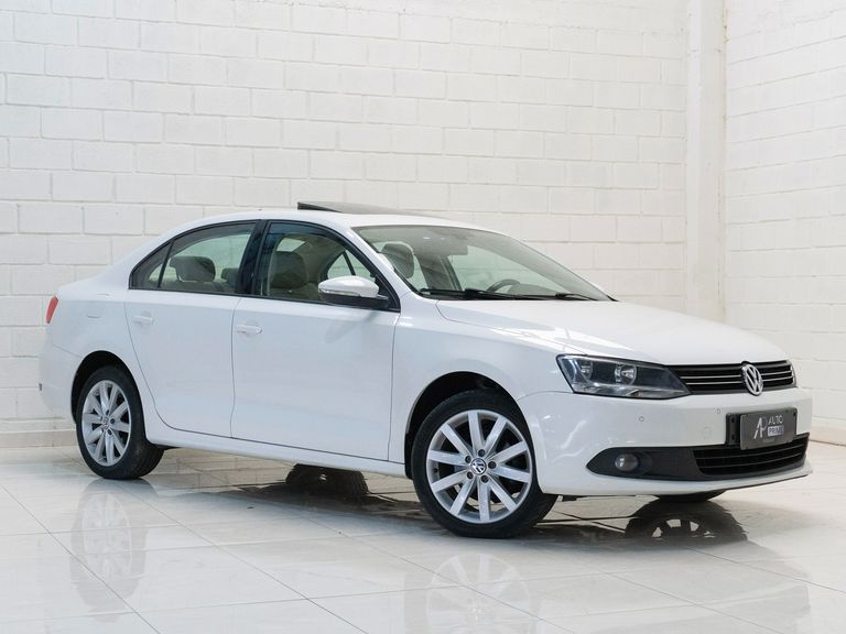 VolksWagen JETTA Comfortline 2.0 T.Flex 8V 4p Tipt.