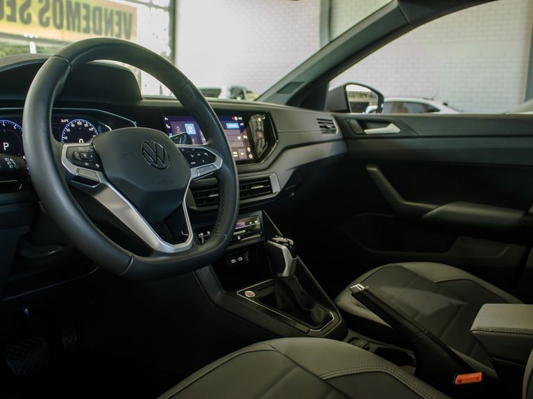 VolksWagen Nivus Highline 1.0 200 TSI Flex Aut.