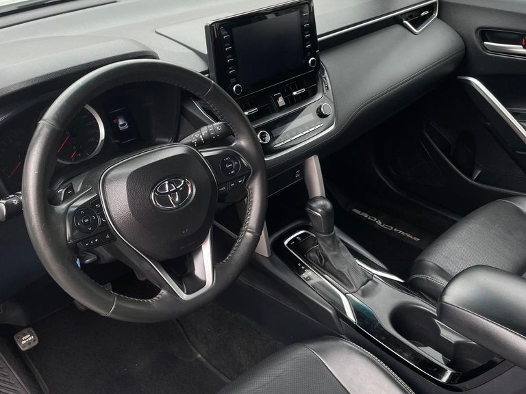 Toyota Corolla Cross XRE 2.0 16V Flex Aut.