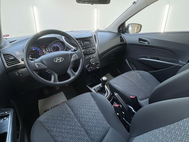 Hyundai HB20 Unique 1.0 Flex 12V Mec.