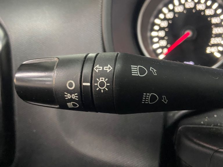 Fiat Toro Freedom 1.8 16V Flex Aut.