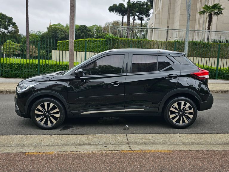 Nissan KICKS SL 1.6 16V FlexStar 5p Aut.