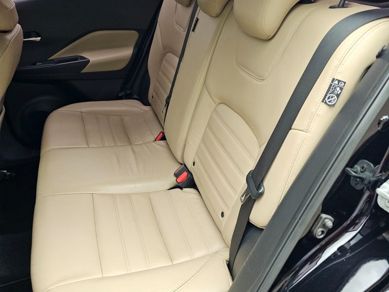 Nissan KICKS SL 1.6 16V FlexStar 5p Aut.