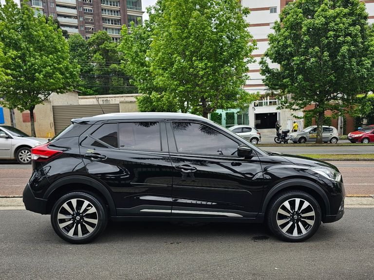 Nissan KICKS SL 1.6 16V FlexStar 5p Aut.