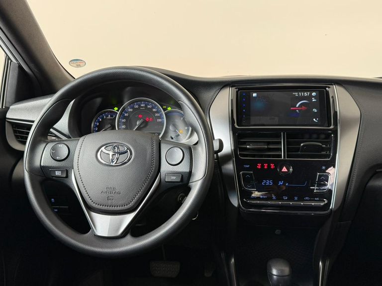 Toyota YARIS XL 1.5 Flex 16V 5p Aut.