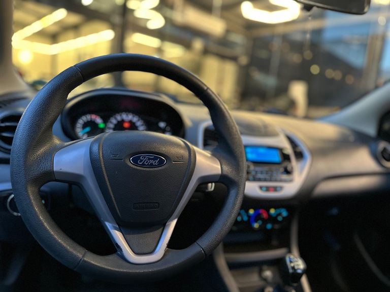 Ford Ka 1.0 SE/SE Plus TiVCT Flex 5p