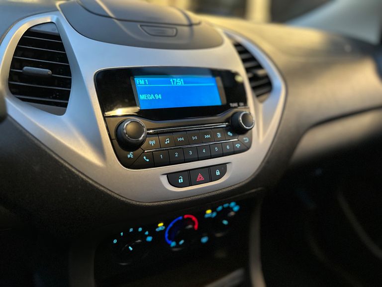 Ford Ka 1.0 SE/SE Plus TiVCT Flex 5p