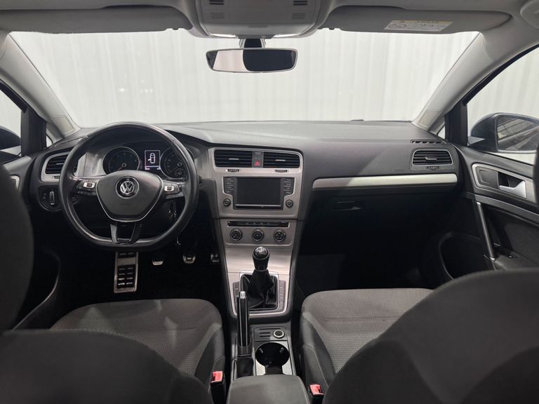 VolksWagen Golf Comfortline 1.0 TSI Total Flex Mec.