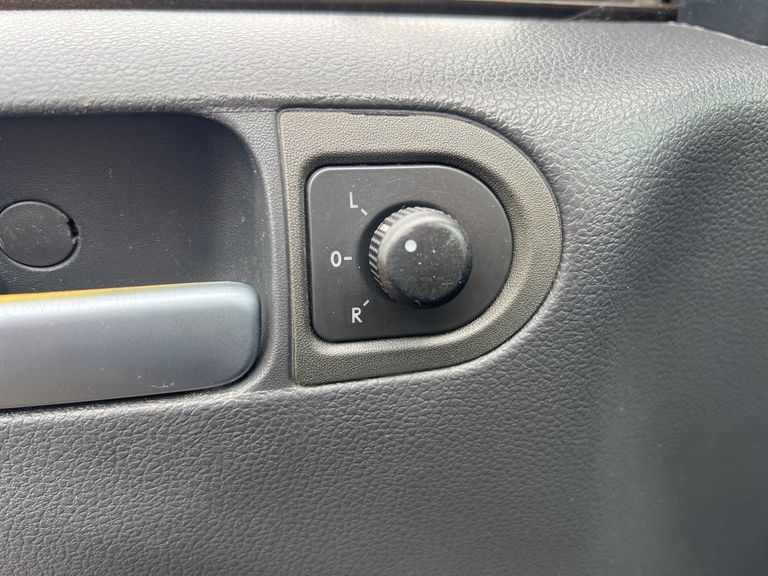 VolksWagen Gol (novo) 1.0 Mi Total Flex 8V 4p