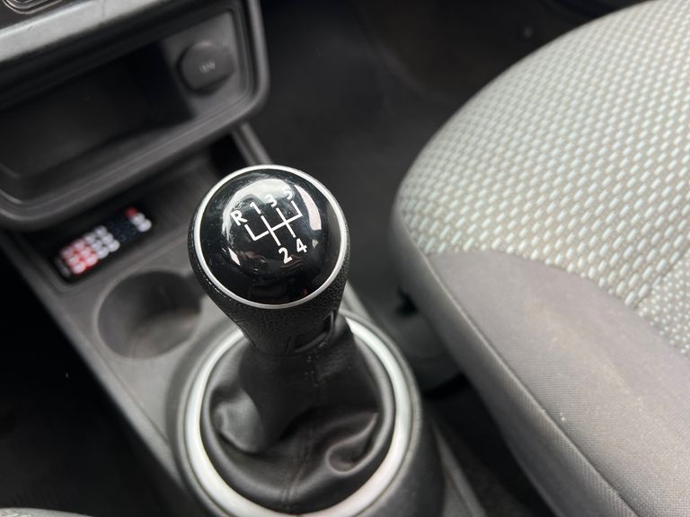 VolksWagen Gol (novo) 1.0 Mi Total Flex 8V 4p