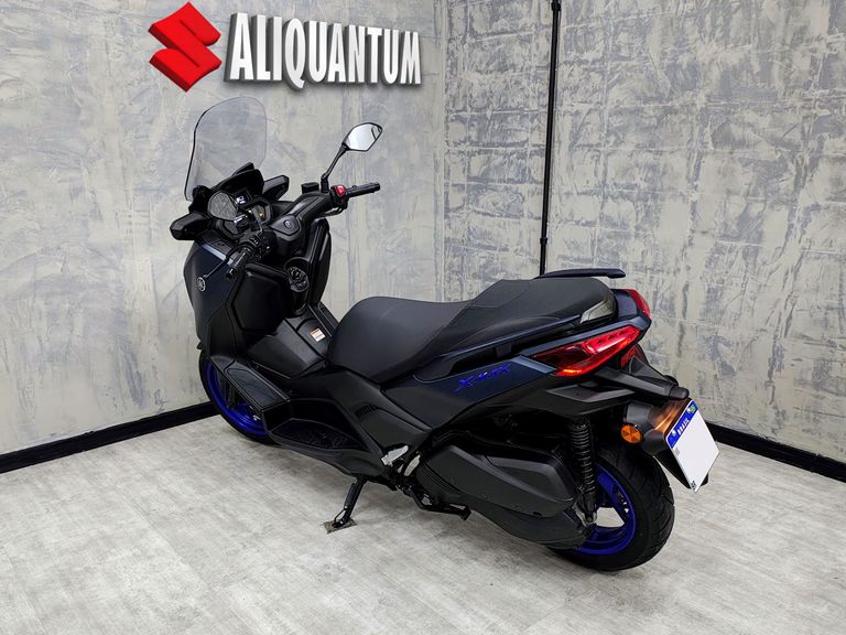 YAMAHA XMAX 250 CONNECTED 