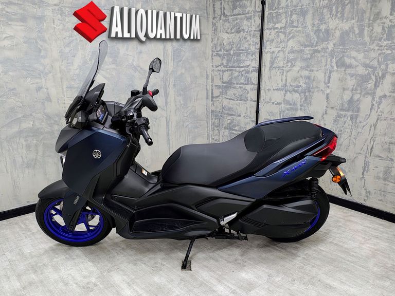 YAMAHA XMAX 250 CONNECTED 