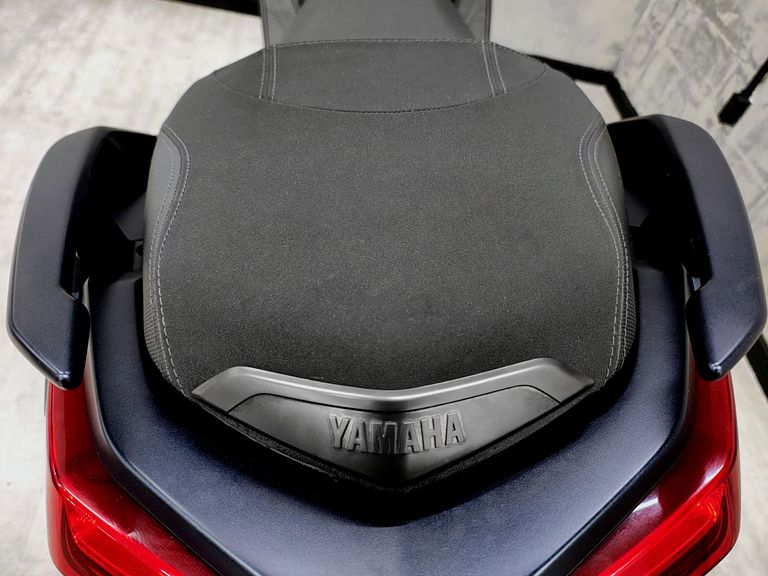 YAMAHA XMAX 250 CONNECTED 