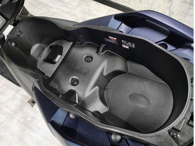 YAMAHA XMAX 250 CONNECTED 