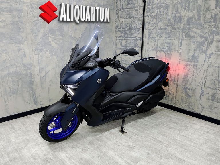 YAMAHA XMAX 250 CONNECTED 