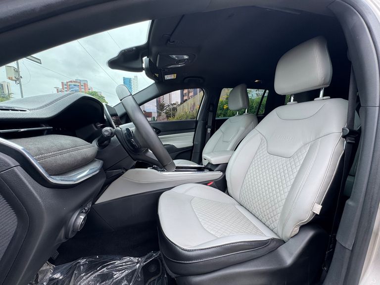 Jeep Commander Limited TD380 2.0 4x4 Die.Aut.