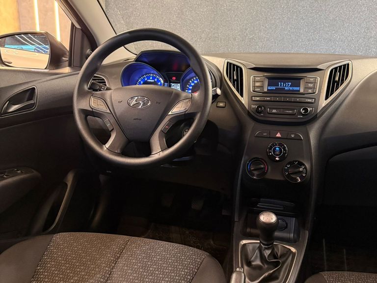 Hyundai HB20 Unique 1.0 Flex 12V Mec.