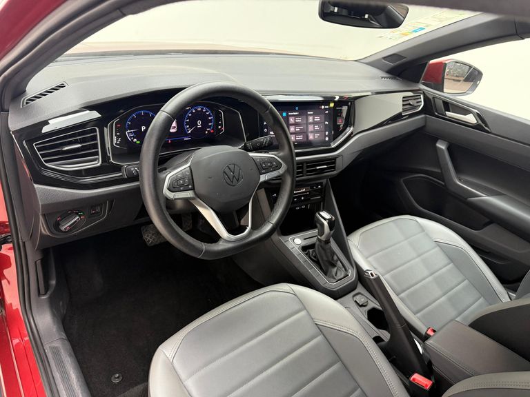 VolksWagen Nivus Highline 1.0 200 TSI Flex Aut.