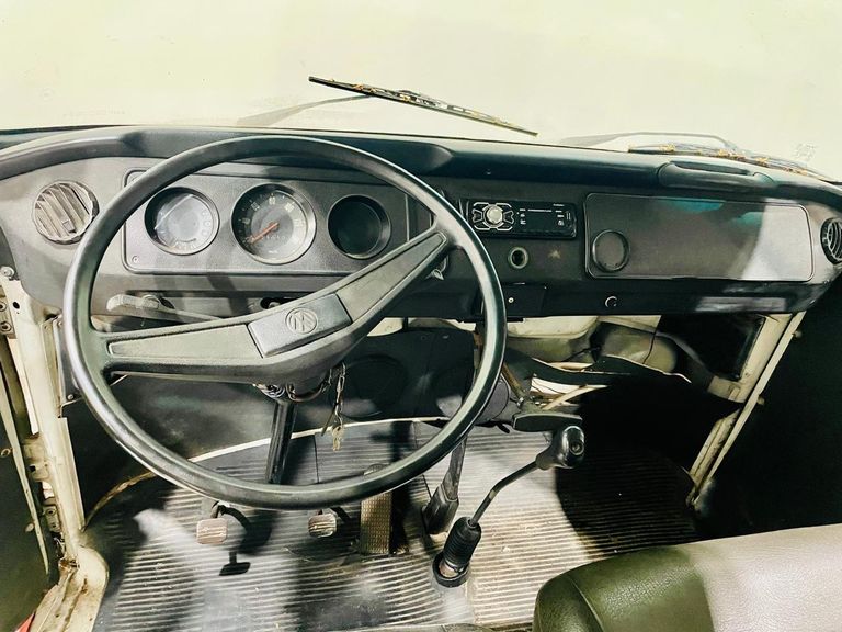 VolksWagen Kombi Furgão