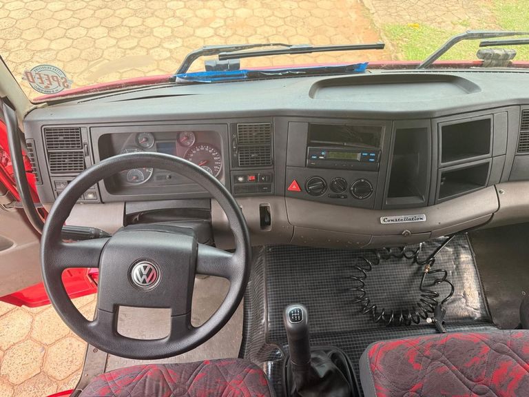 VOLKSWAGEN 24-280 E Constel. 6x2 2p (diesel)(E5)