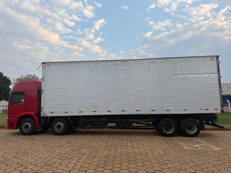 VOLKSWAGEN 24-280 E Constel. 6x2 2p (diesel)(E5)