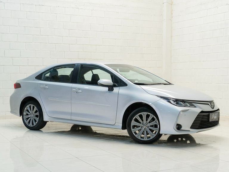 Toyota Corolla XEi 2.0 Flex 16V Aut.