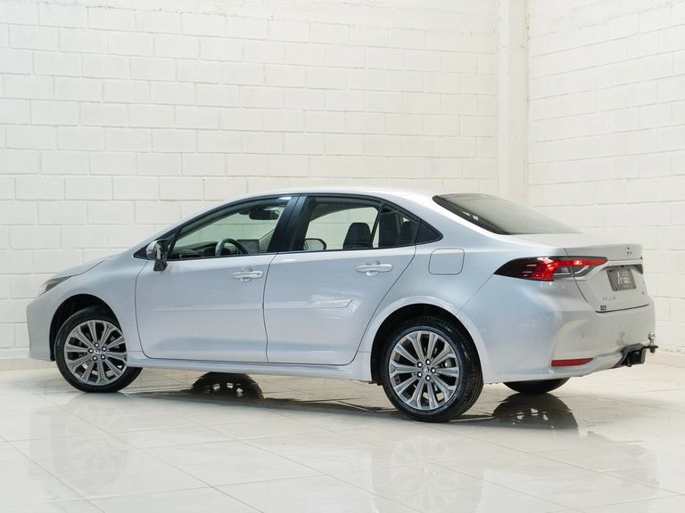 Toyota Corolla XEi 2.0 Flex 16V Aut.