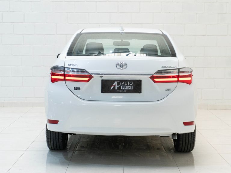 Toyota Corolla XEi 2.0 Flex 16V Aut.