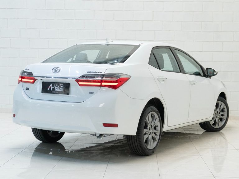 Toyota Corolla XEi 2.0 Flex 16V Aut.