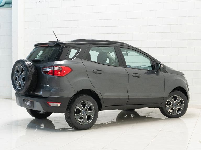 Ford EcoSport FREESTYLE 1.5 12V Flex 5p Aut.