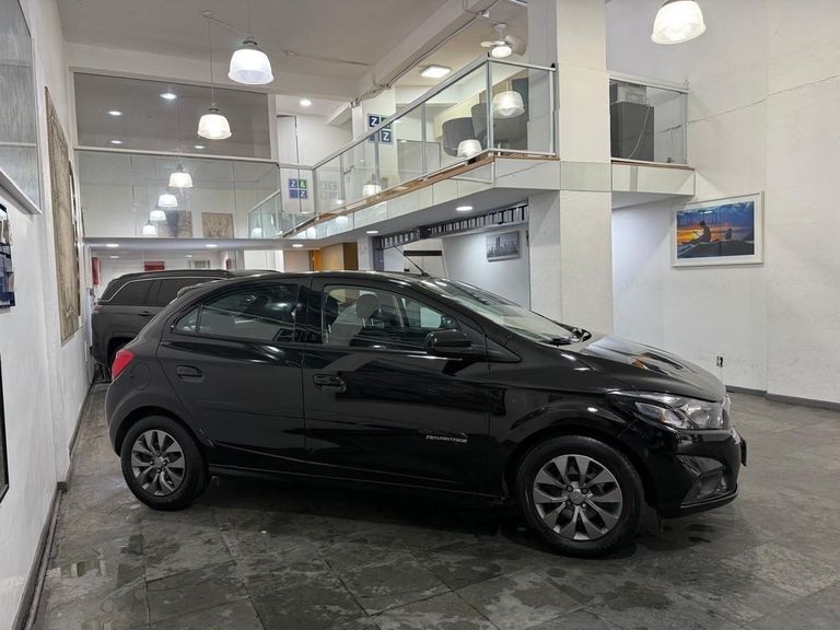 Chevrolet ONIX HATCH ADVANTAGE 1.4 8V Flex 5p Aut.