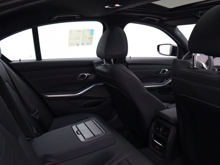 BMW 320iA 2.0 TB M Sport A.Flex/M.Sport 4p