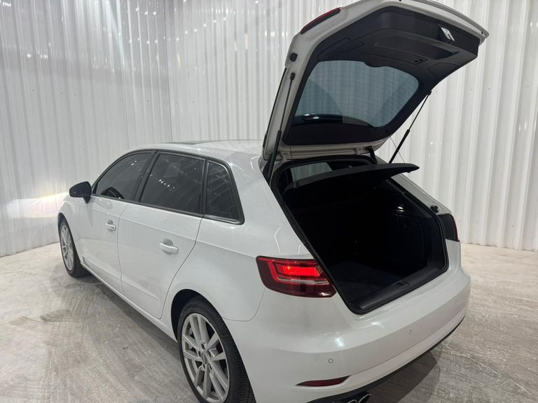 Audi A3 Sportb. Prestige Plus 1.4 TFSI S-tron