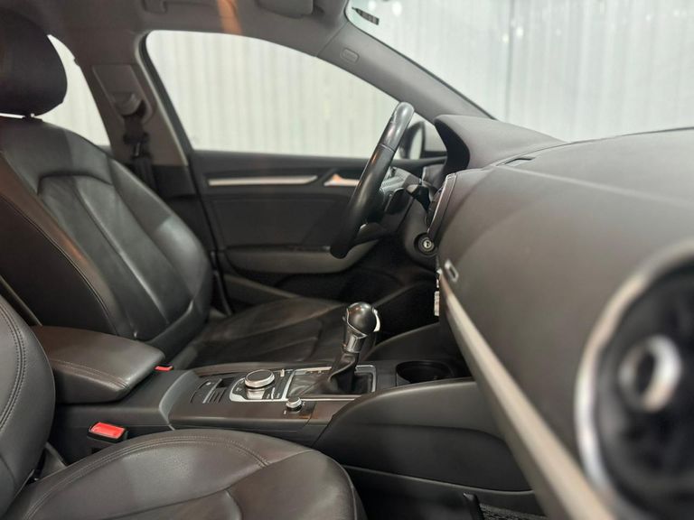 Audi A3 Sportb. Prestige Plus 1.4 TFSI S-tron