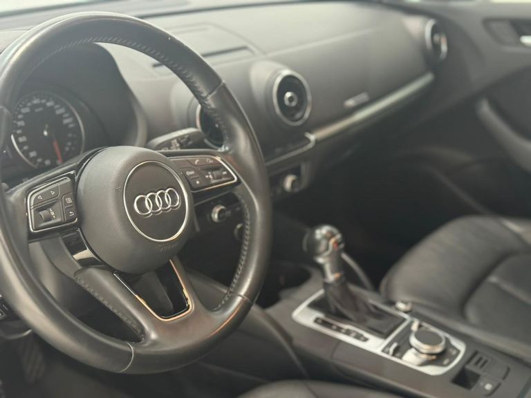 Audi A3 Sportb. Prestige Plus 1.4 TFSI S-tron