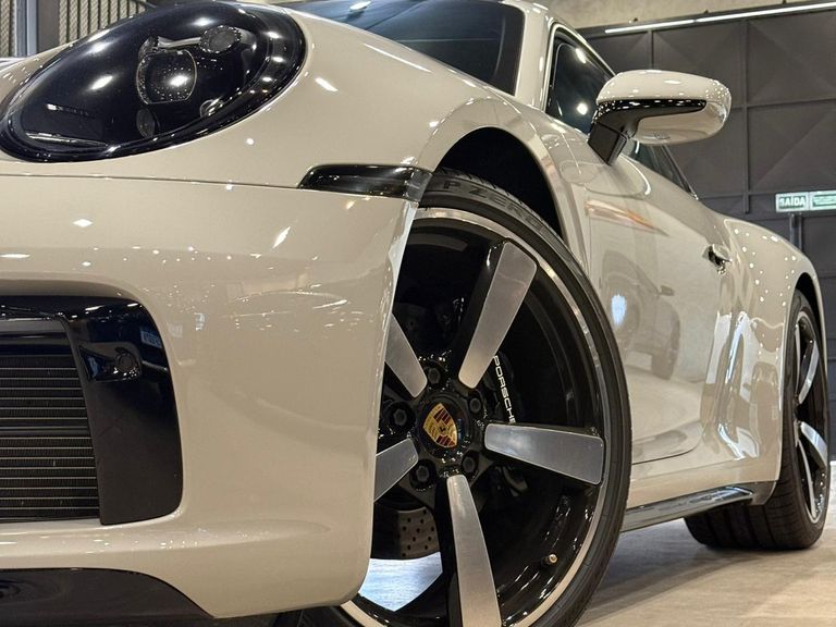 Porsche 911 Carrera Coupe 3.0 (991/992)