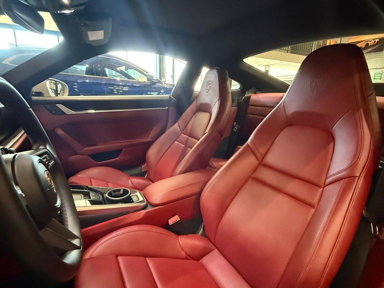 Porsche 911 Carrera Coupe 3.0 (991/992)