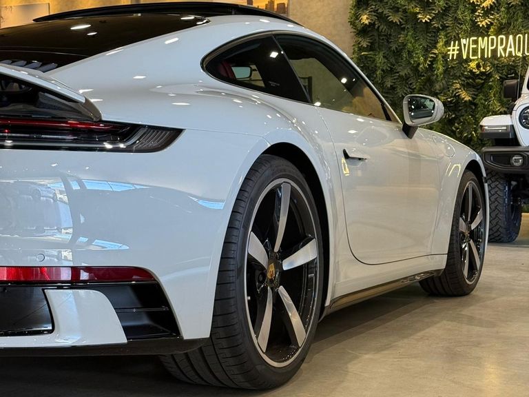 Porsche 911 Carrera Coupe 3.0 (991/992)