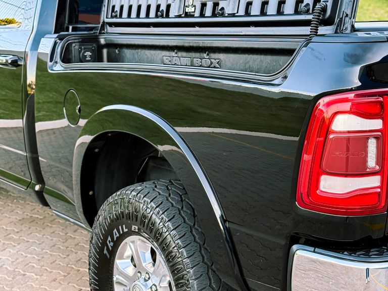 RAM 2500 LARAMIE  6.7 TDI  CD 4x4 Diesel