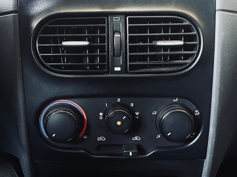 Fiat Strada Working HARD 1.4 Fire Flex 8V CD